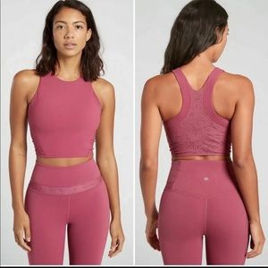 Athleta Conscious Crop Luxe Lace